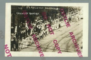 Davenport IOWA RPPC c1910 SUNDAY SCHOOL PARADE Main Street CALVARY BAPTIST CHURC