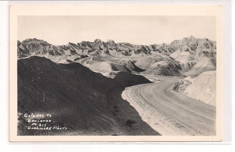 Real Photo ! Gateway to the Badlands, South Dakota !