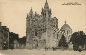 CPA Angouleme- Cathedrale Saint Pierre FRANCE (1073738)