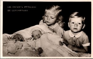 Luxembourg Les Enfants Princiers Du Luxembourg Royalty Vintage RPPC C046