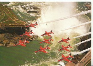 Aviation Postcard - The Red Arrows - RAF Aerobatic Team Over Niagara Falls17325A