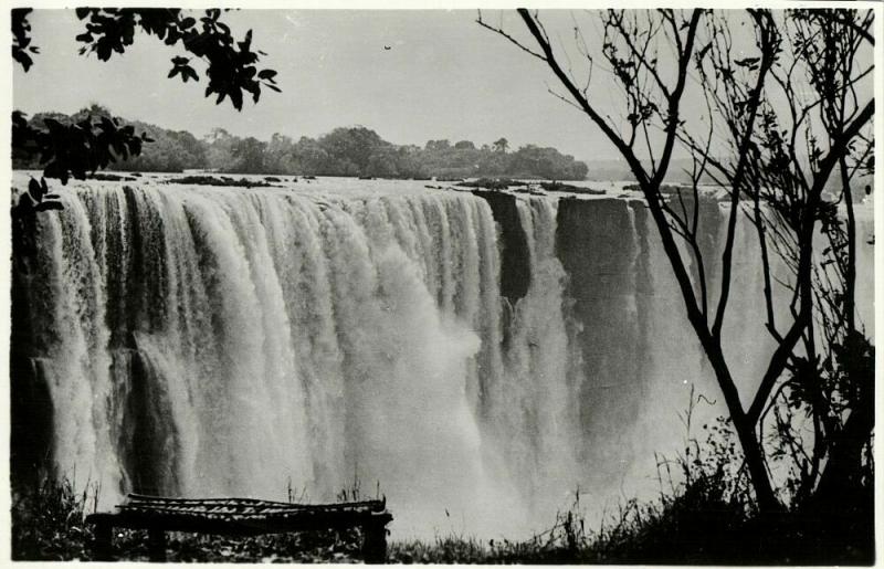 rhodesia, VICTORIA FALLS, View of the Main Falls (1940s) RPPC