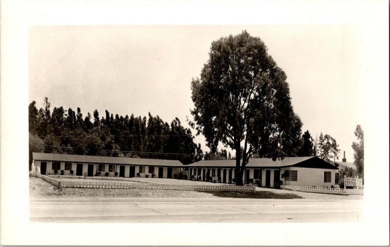 RPPC View of Del Nido Motel Ramona CA Vintage Postcard J57