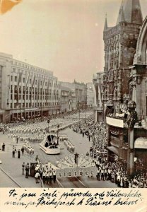 PRAGUE PRAHA CZECH REPUBLIC-1955 V PRAZE PARADE PHOTO POSTCARD