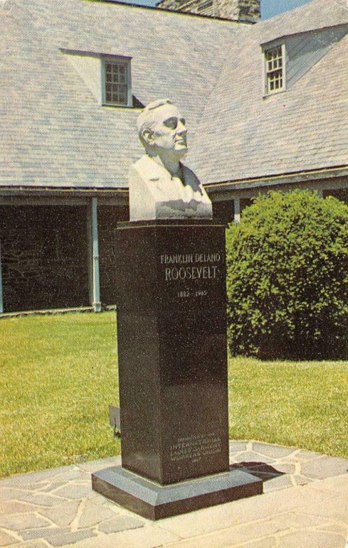 Franklin D. Roosevelt Monument Hyde Park, NY FDR c1950s Vintage Postcard