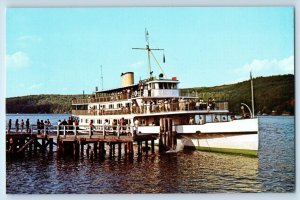 c1960 Alton Bay New Hampshire Postcard M.V. Mt. Washington Docked Steamer Ship
