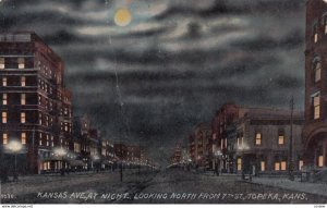 TOPEKA , Kansas , 1913 ; Kansas Avenue at night