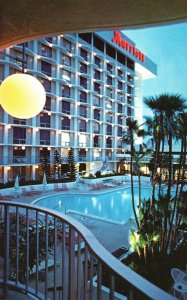 Marriott Hotel Entrance To International Airport Miami Florida Vintage Postcard