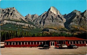 Postcard AB Saskatchewan River Bungalows at Mt. Wilson 1970s K5