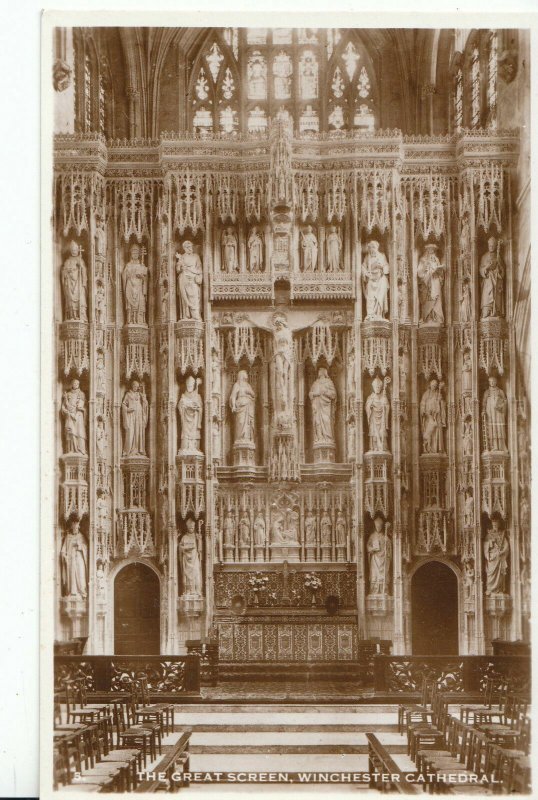 Hampshire Postcard - The Great Screen - Winchester Cathedral - RP   ZZ2433