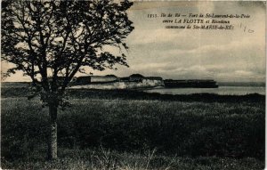 CPA Ile-de-RÉ Fort de St-LAURENT de la Prée entre La Flotte&Rivedoux (666633)