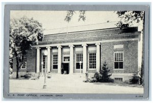 c1940 US Post Office Exterior Building Jackson Ohio Clear View Vintage Postcard