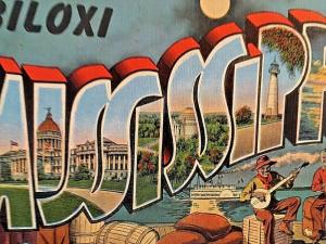 Postcard  Greetings from Biloxi, Mississippi       W1