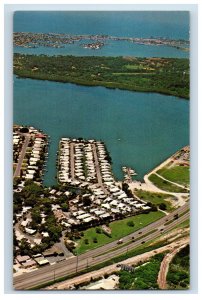 Vintage Sea Horse Mobile Home Park Flordia Postcard P132E