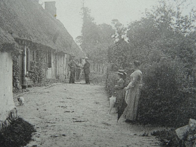 France Sotteville Sur Mer UNE CHAUMIERE c1905 Postcard