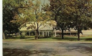 Postcard View of Public Greenhouse , Potowatomi Park, South Bend, IN.     P4