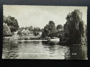 Berkshire SONNING BRIDGE & White Hart Hotel c1960s RP Postcard by Valentine