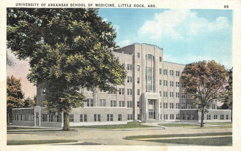 Little Rock AR  UNIVERSITY OF ARKANSAS SCHOOL OF MEDICINE  1938 Tichnor Postcard