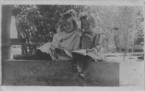 J81/ Bellmont Illinois RPPC Postcard c1910 Pretty Girls Pose Dresses 294