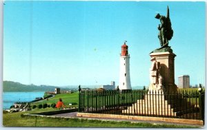 Postcard - The War Memorial - Plymouth, England