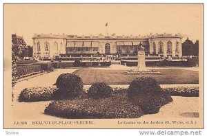 DEAUVILLE-PLAGE-FLEURIE, Le Casino vu des Jardins, Calvados, France, 10-20s