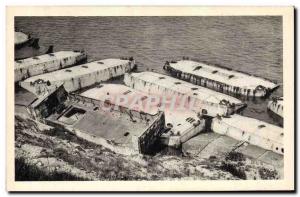 Postcard Modern Army Arromanches Small Boats floats used cement for landing