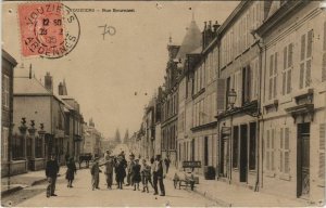 CPA VOUZIERS - Rue Bournizet (135142)