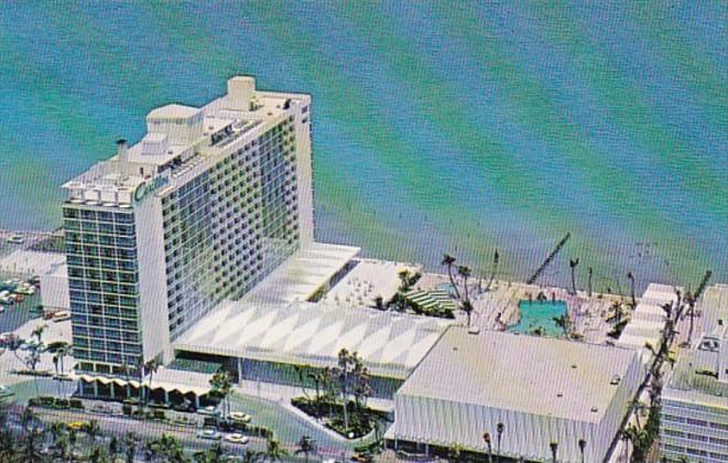 Florida Miami Beacg Carillon Luxury Hotel