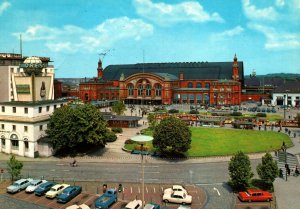 VINTAGE CONTINENTAL SIZE POSTCARD TOWN HALL BREMEN GERMANY