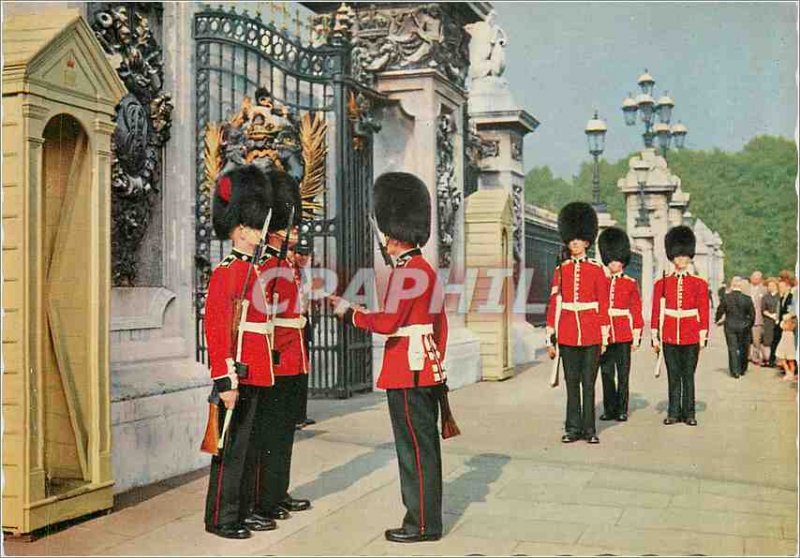 Modern Postcard Changing the Guard Buckingham Palace Army