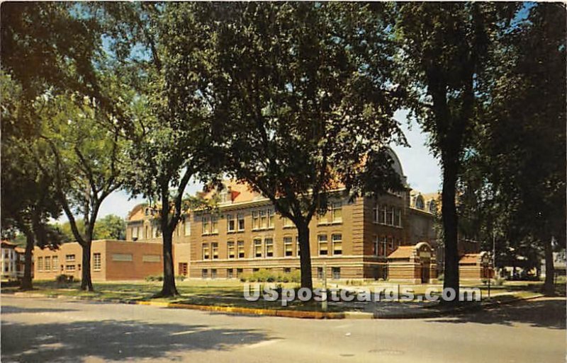 West Junior High School - Aurora, Illinois IL