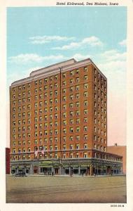DES MOINES, IA Iowa     HOTEL KIRKWOOD       c1940's Curteich Linen Postcard