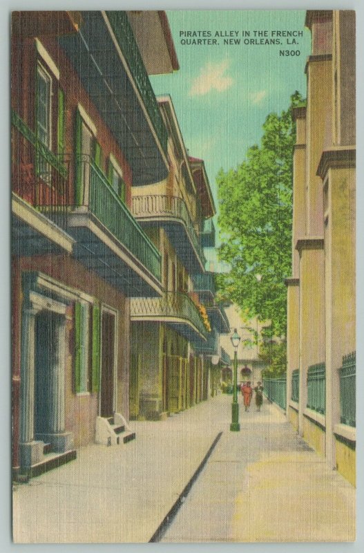 New Orleans Louisiana~French Quarter Pirates' Alley~1940s Linen Postcard
