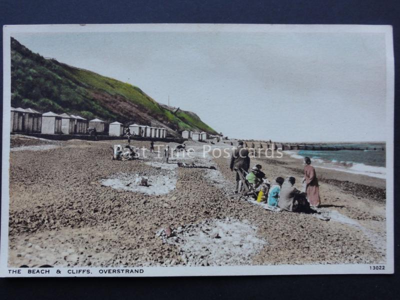 Norfolk OVERSTRAND The Beach & Cliff Postcard by Salmon 13022