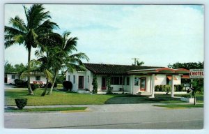 HOMESTEAD, FL ~ Roadside TRAVELLERS MOTEL 1960s-70s Miami Dade County Postcard
