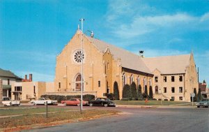 Lawton, OK Oklahoma  FIRST CHRISTIAN CHURCH Pastor T.R. Leen  ca1960's Postcard