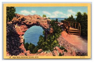 Arch Rock Mackinac Island Michigan MI UNP Linen Postcard N18