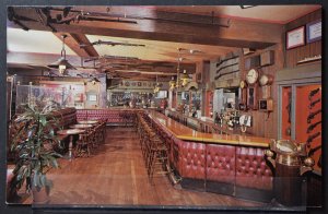 Philadelphia, PA - Bar at the Original Bookbinder's Restaurant