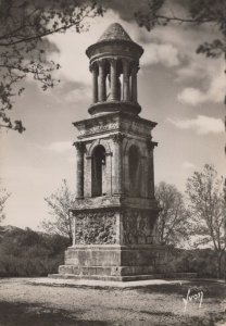 France Postcard - St-Remy-De-Provence - Le Mausolee Des Jules RRR465