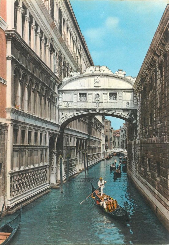 Postcard Italy Venezia Sights Bridge