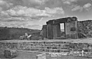 OAXACA MEXICO~RUINAS de MONTE ALBAN-GRAN DINTEL SOBRE~1940s REAL PHOTO POSTCARD*