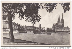 Germany Koeln Hohenzollernbruecke mit Dom Photo