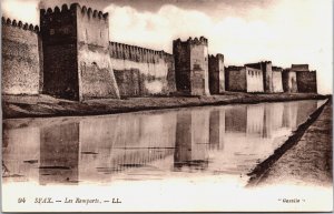 Tunisia Sfax Les Remparts Vintage Postcard C219