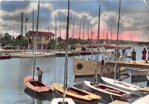 BR12030 Ouistreham Riva bella Le Canal Ragates ship bateaux   real photo france