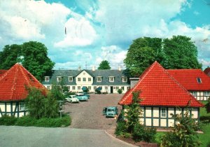 CONTINENTAL SIZE POSTCARD HOTEL KNUDENSA GAARD AT ODENSE DENMARK LATE 1960s