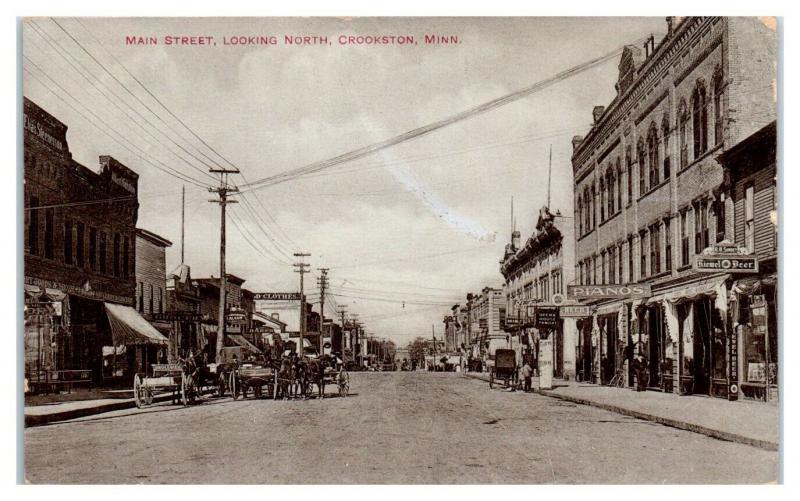 1909 Main Street looking North, Crookston, MN Postcard *5D(2)