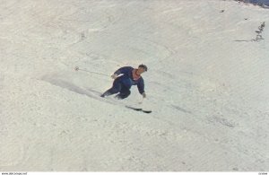 Skiing ; ROGERS PASS , B.C. , Canada , 50-60s at Northlander Motor Lodge