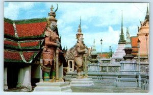 Temple of the Emerald Buddha BANGKOK THAILAND Postcard