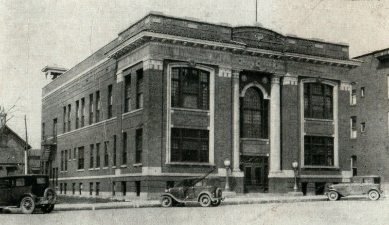 1920's City Hall, Columbia City, Ind. Postcard P50