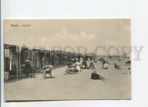 482555 Italy Rimini Capanni beach vacationers Vintage postcard